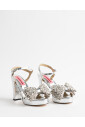 sandales-a-talons-hauts