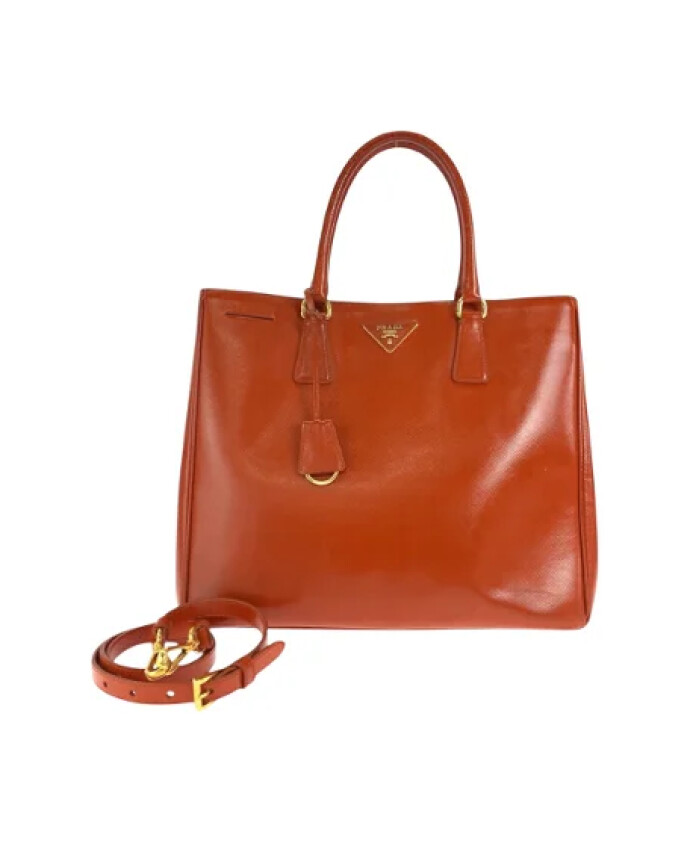 pre-owned-cuir-sacs-main