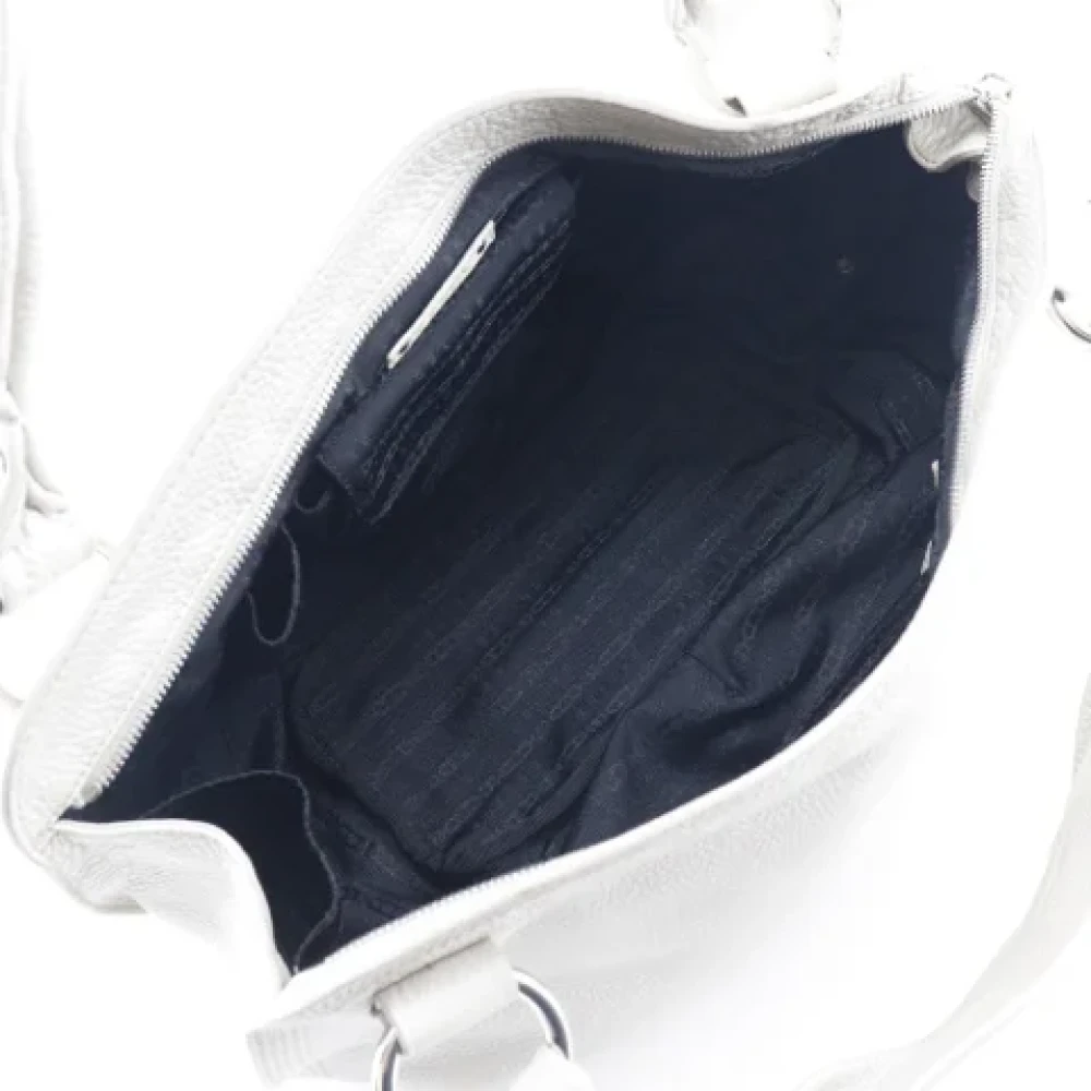 Celine Vintage Pre-owned Leather shoulder-bags White Dames