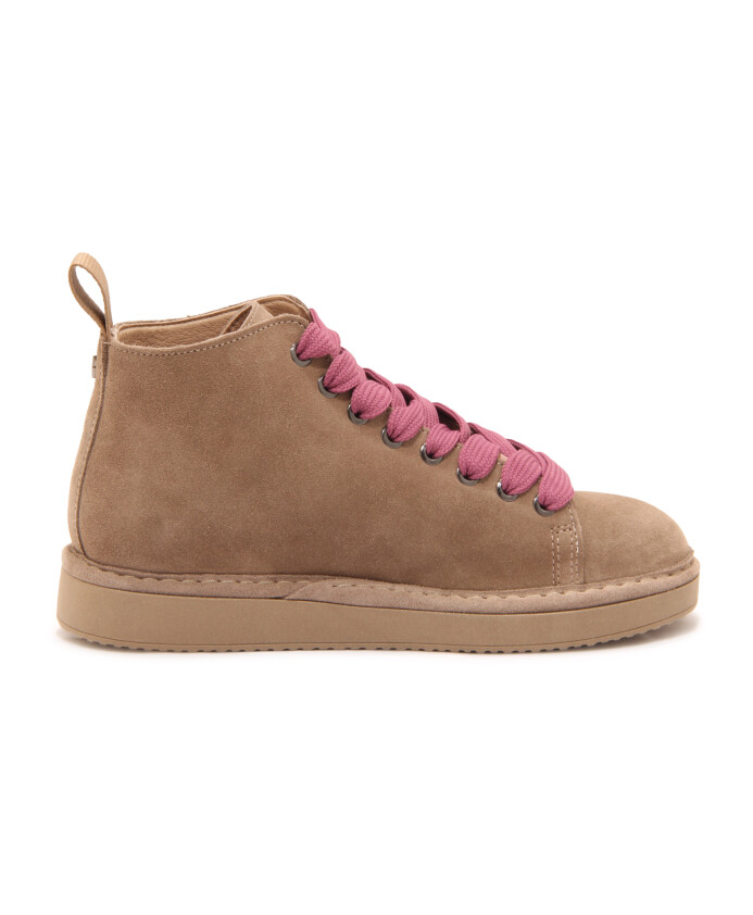 bottine-en-daim-avec-lacets-de-rechange