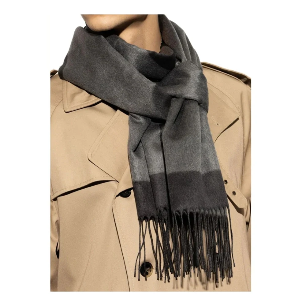 Saint Laurent Zijden Sjaal met Franje Afwerking Gray Heren