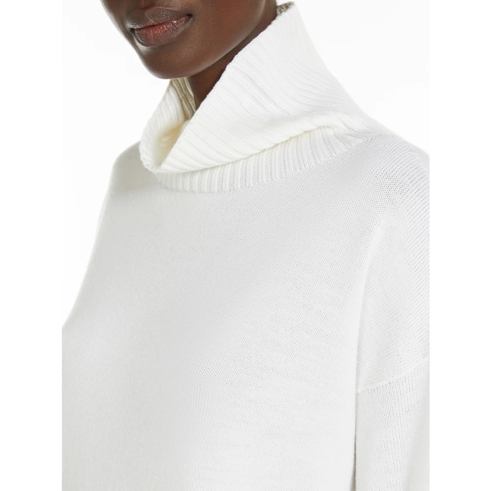 Max Mara Witte Trui met Hoge Hals White Dames