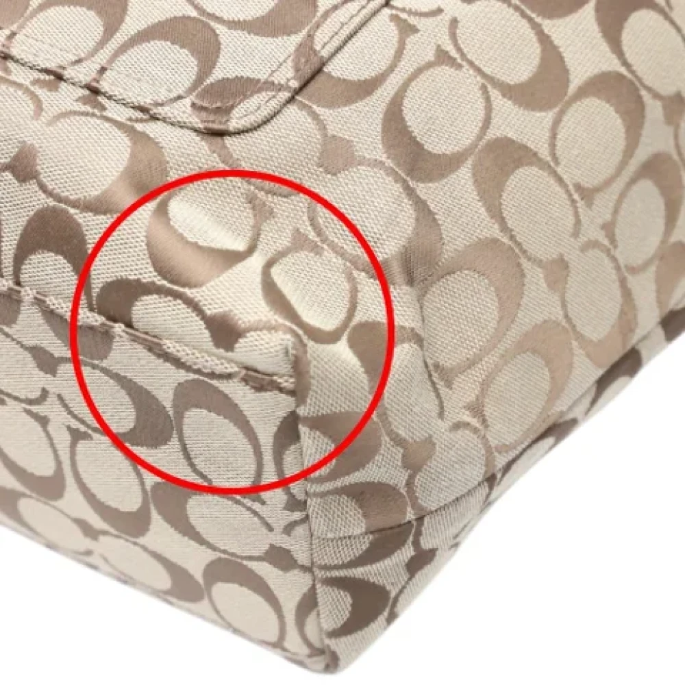 Coach Pre-owned Fabric shoulder-bags Brown Dames