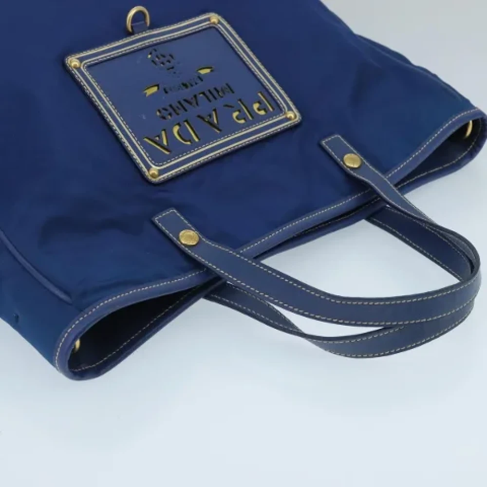 Prada Vintage Pre-owned Nylon handbags Blue Dames