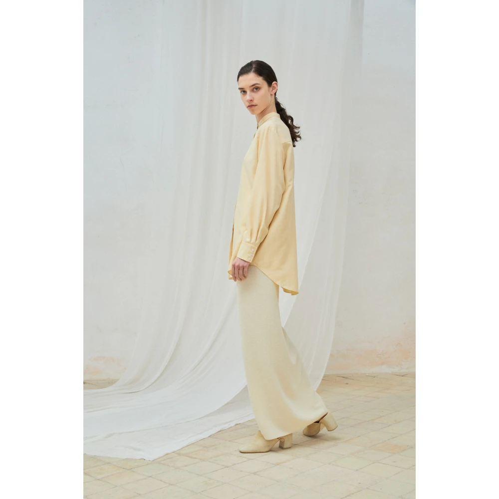 Cortana Beige zijden overhemd met traditioneel detail Yellow Dames
