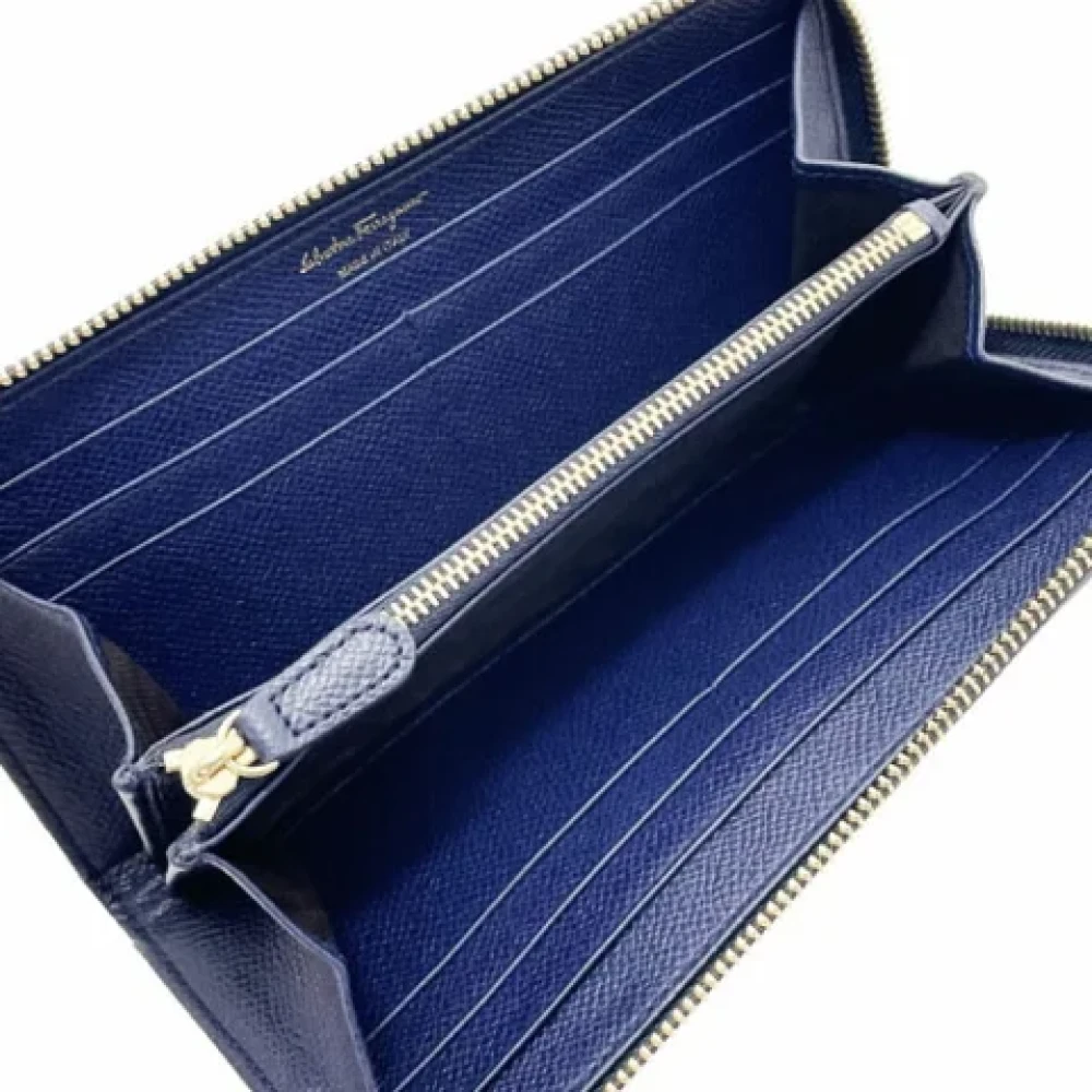 Salvatore Ferragamo Pre-owned Leather wallets Blue Dames
