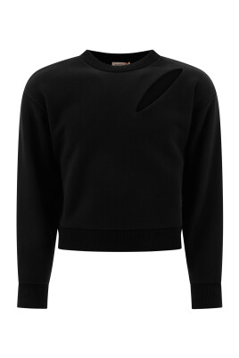 black-slashed-sweatshirt-elegant-style