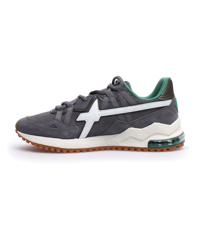 grijze-sneakers-voor-kinderen