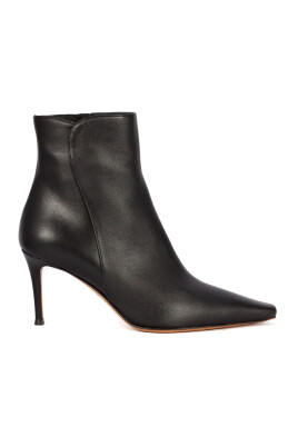 black-suede-pointed-toe-ankle-boots