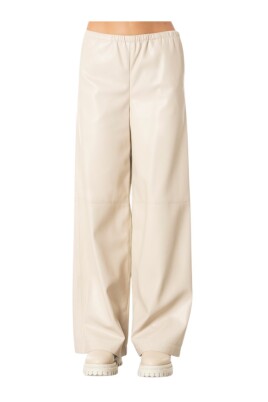 pantalon-relax-en-ecopelle-presque-mauve