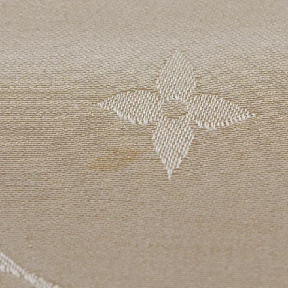 Louis Vuitton Vintage Pre-owned Silk scarves Brown Dames