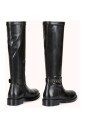 botte-plate-avec-materiau-stretch
