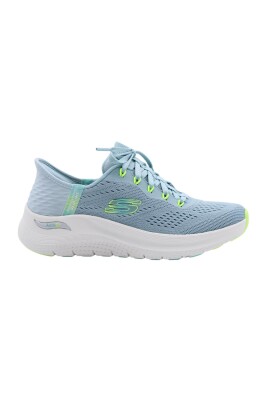 stylish-sneaker-with-antipasta-detailing