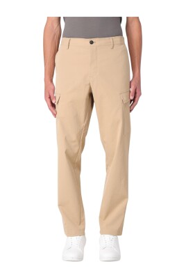 pantalon-beige-ajuste-pour-homme