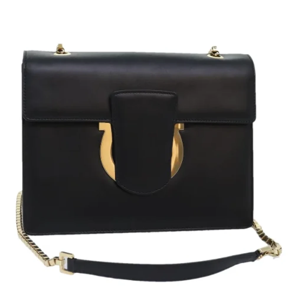 Salvatore Ferragamo Pre-owned Leather shoulder-bags Black Dames