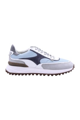 stylish-sneaker-with-noppi-37-01