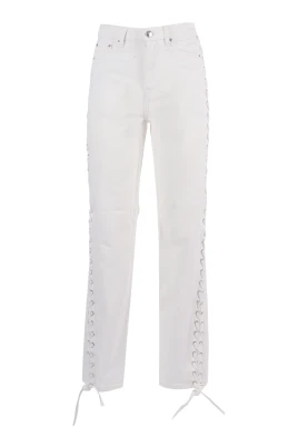 Jeans allacciati