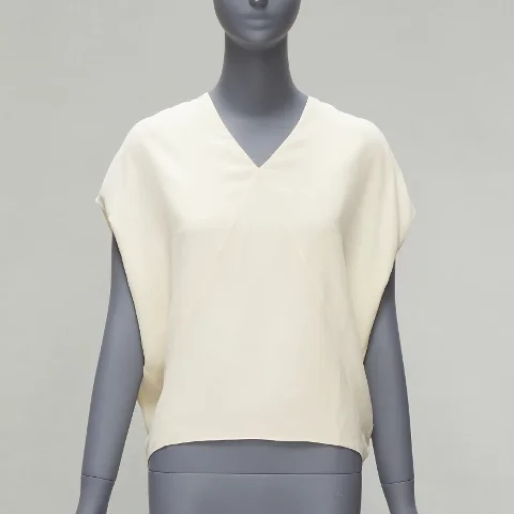 Hermès Vintage Pre-owned Silk tops Beige Dames
