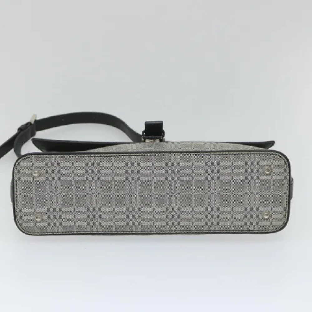 Burberry Vintage Pre-owned Canvas handbags Gray Dames