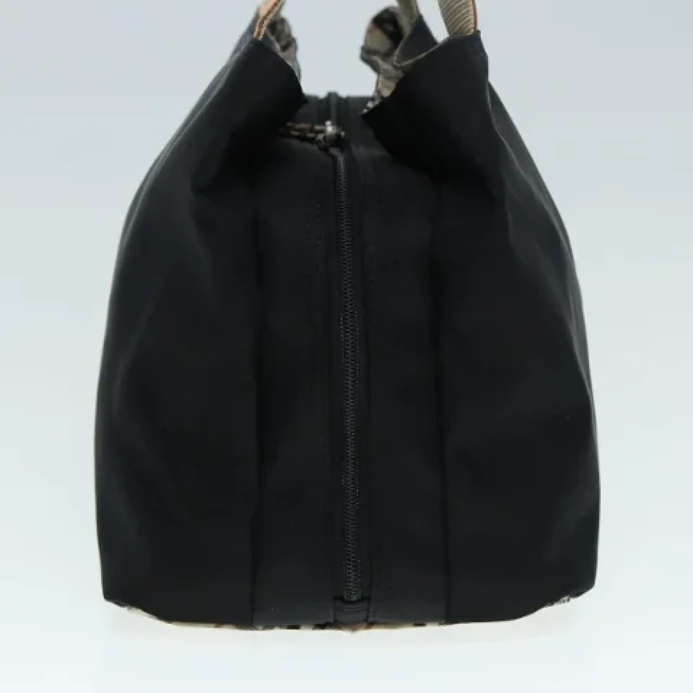 Burberry Vintage Pre-owned Nylon totes Gray Dames