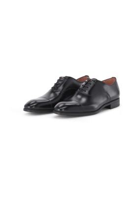 classic-leather-lace-up-shoes