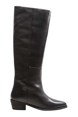 black-leather-knee-high-boots