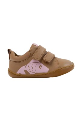 velcro-sneakers-for-kids