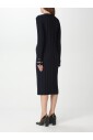 costume-en-laine-bleue-avec-profils-contrastants