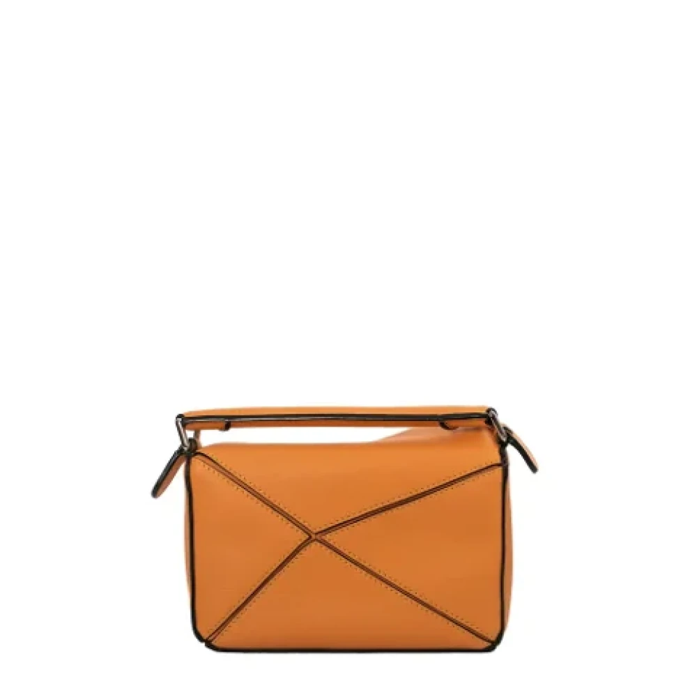 Loewe Pre-owned Leather handbags Orange Dames