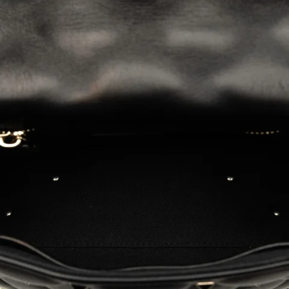 Valentino Vintage Pre-owned Leather shoulder-bags Black Dames