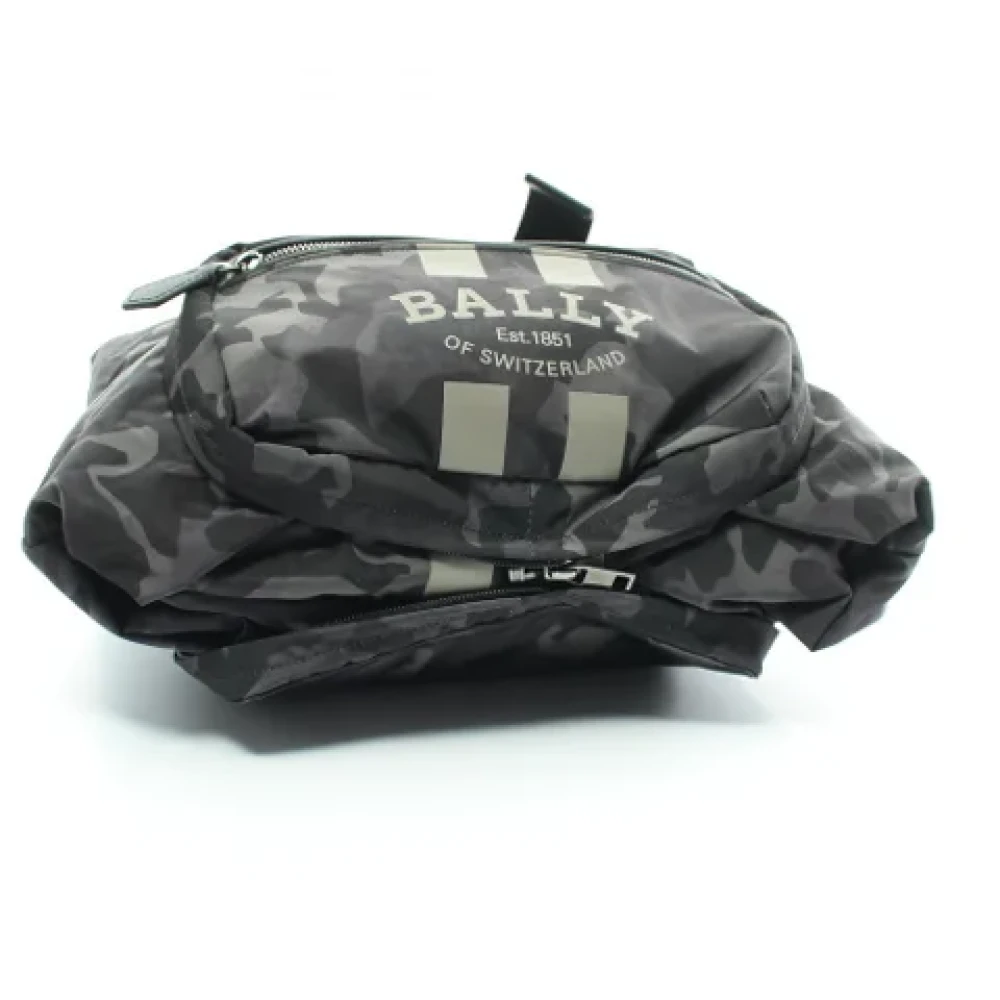 Bally Pre-owned Fabric handbags Green Dames