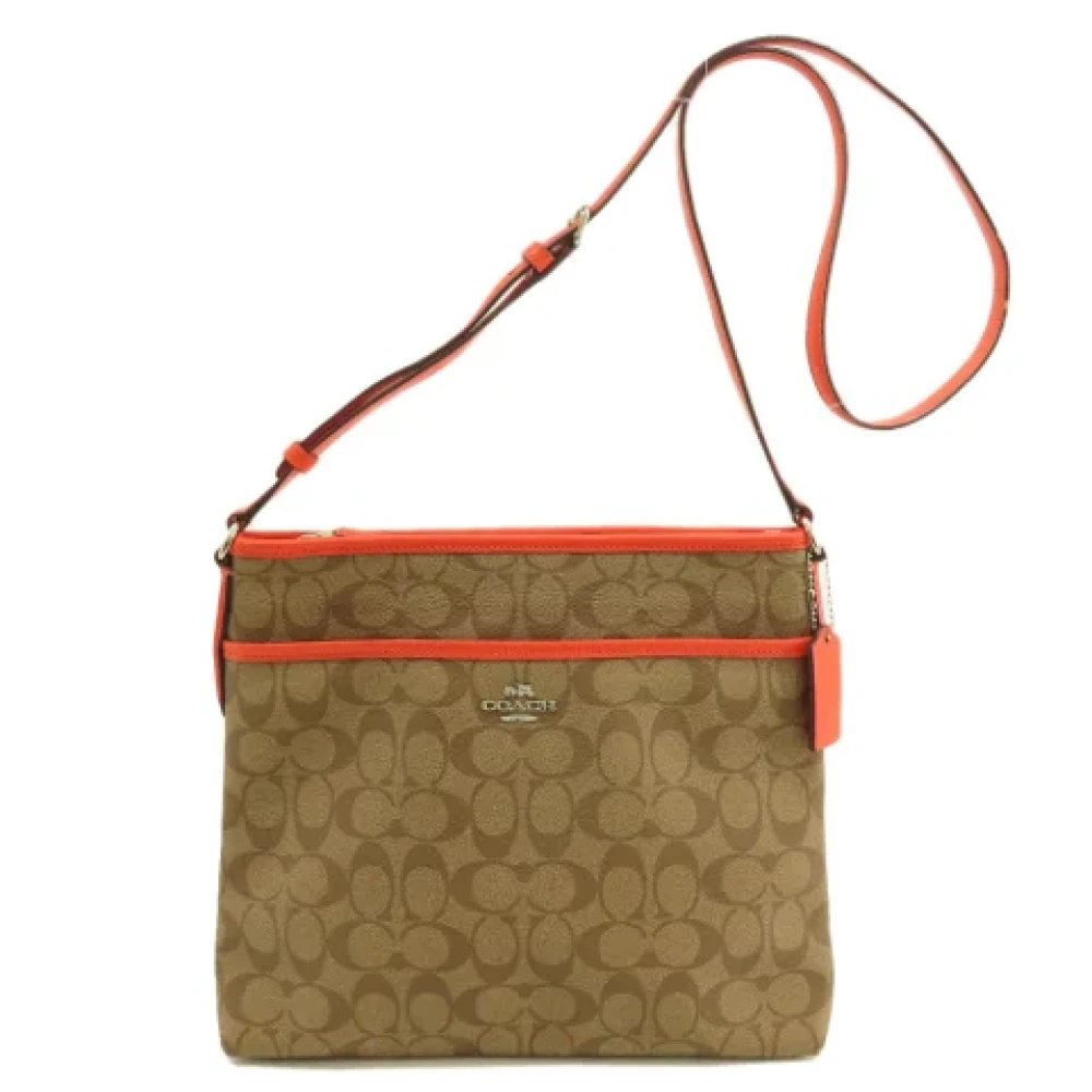 Coach Pre-owned Plastic shoulder-bags Brown Dames