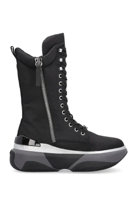 June 06 Mid Sneaker