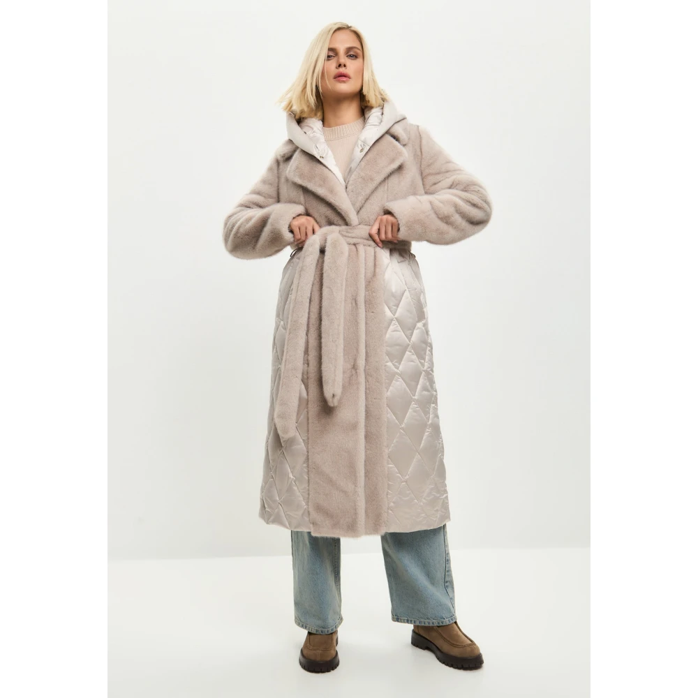 Cesare Gaspari Gewatteerde imitatiebont pareljas voor vrouwen met riem | Chique winterkleding Beige Dames