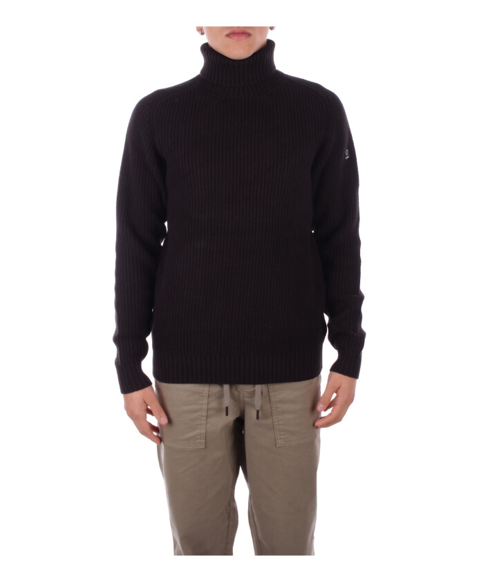pull-noir-a-col-roule