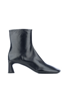 stylish-boots-for-fashionable-individuals