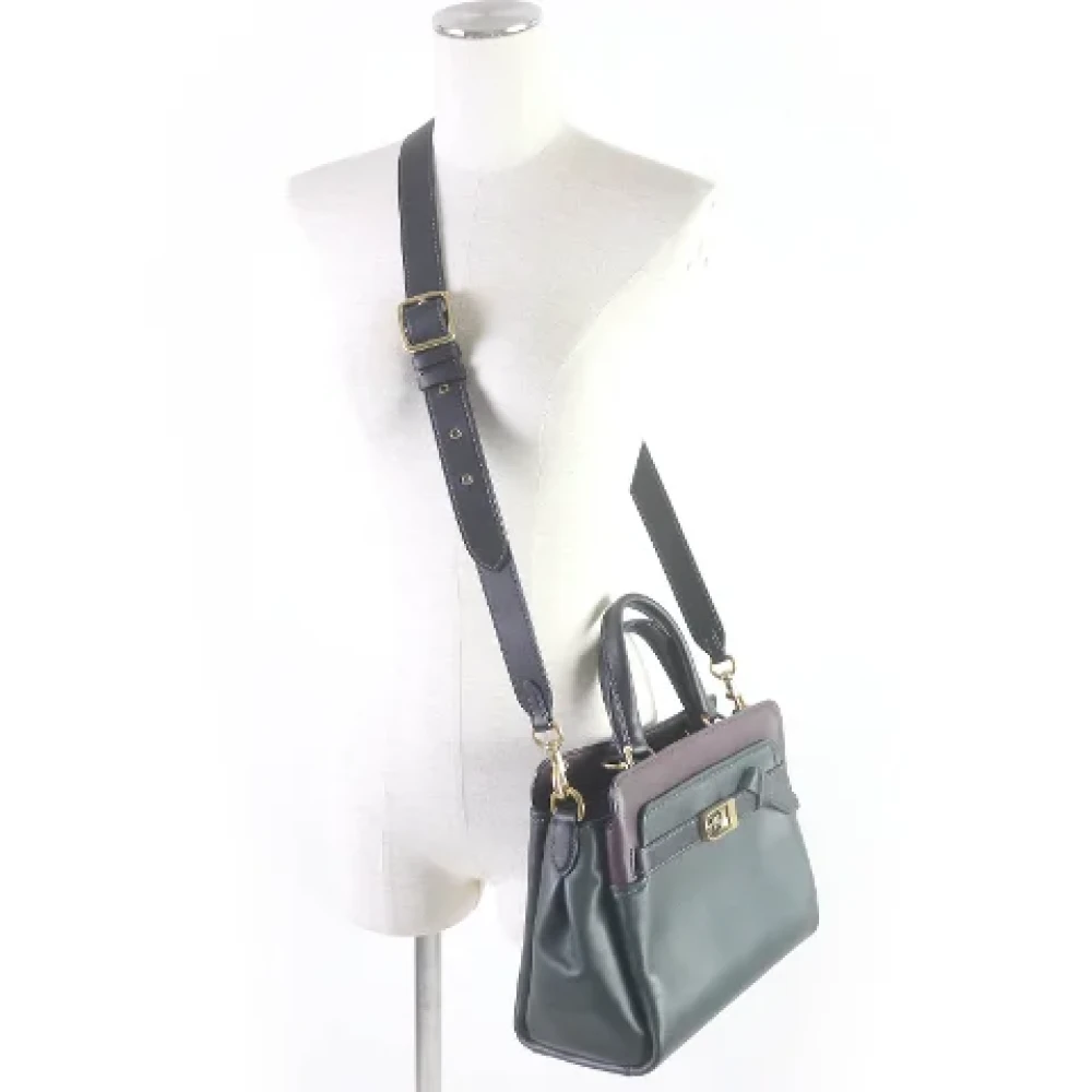 Coach Pre-owned Leather handbags Green Dames