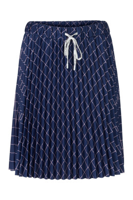 pleated-skirt-with-print-and-pleats