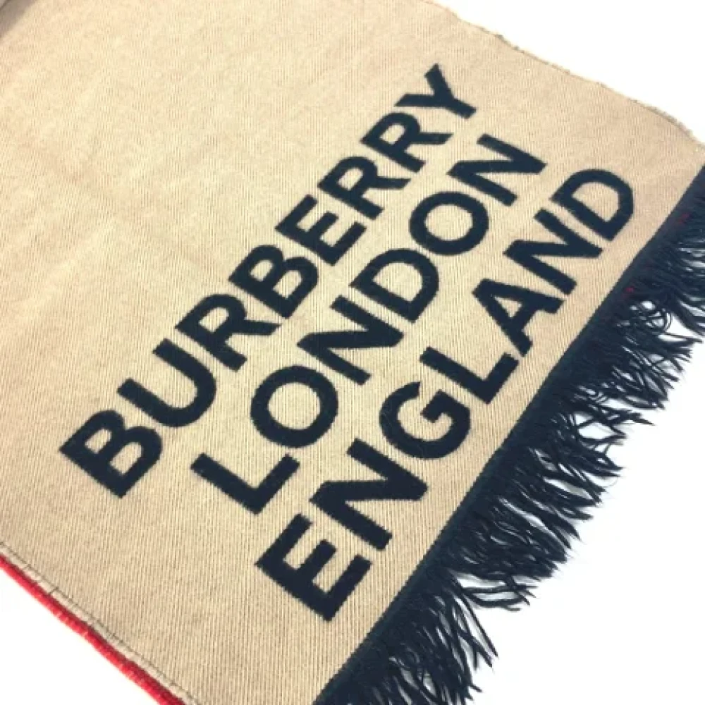 Burberry Vintage Pre-owned Wool scarves Brown Dames