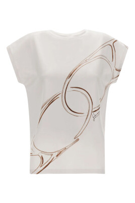 white-t-shirt