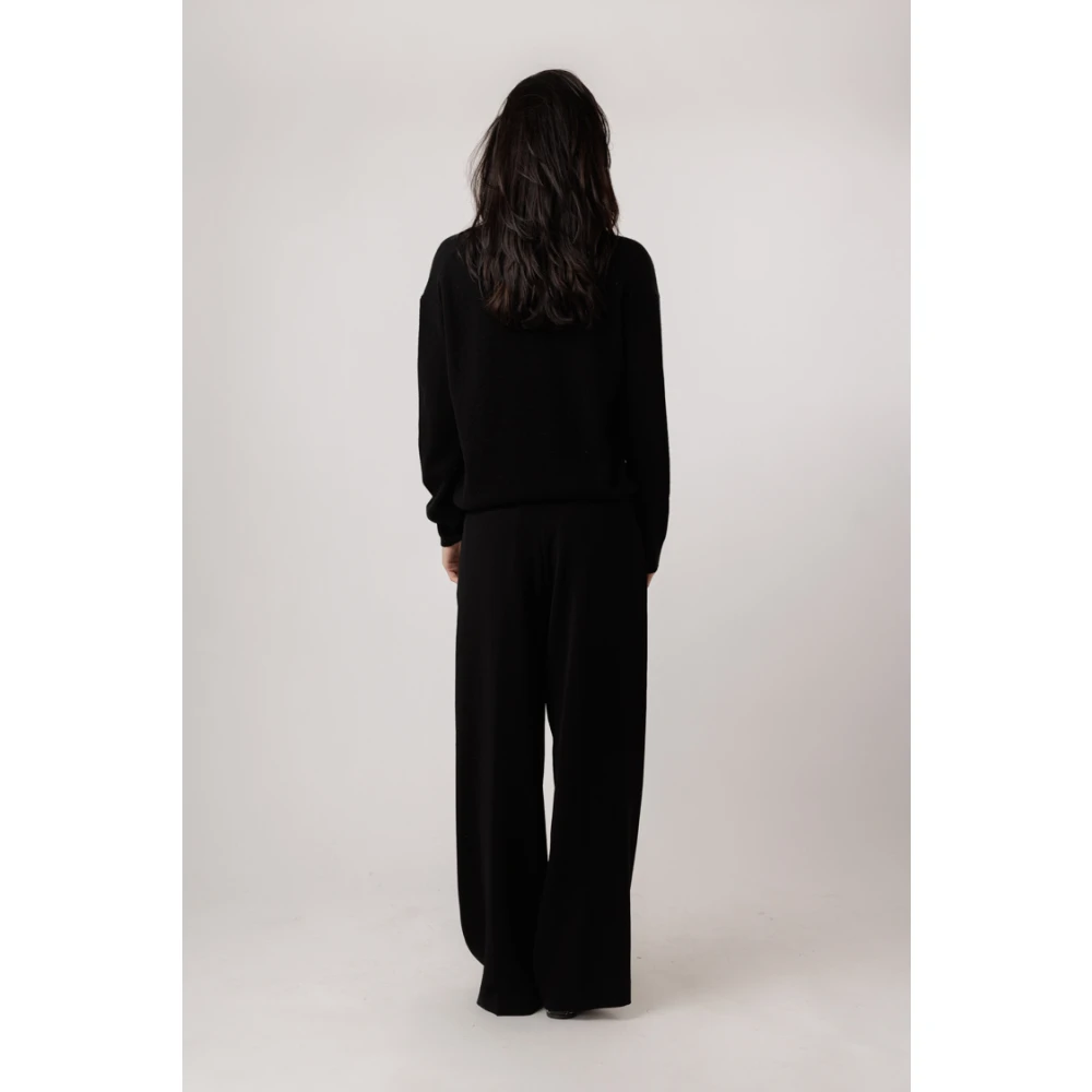 closed Zwart Wolmix V-hals Vest Black Dames