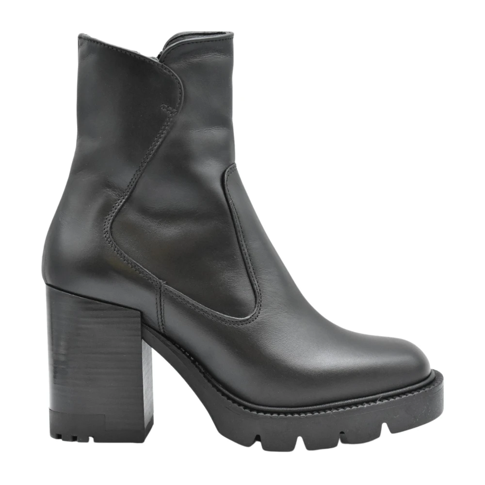 Shoes > Boots > Heeled Boots - - Janet & Janet - Modalova