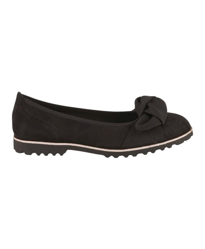 ballerines-en-daim-noir-a-lacets