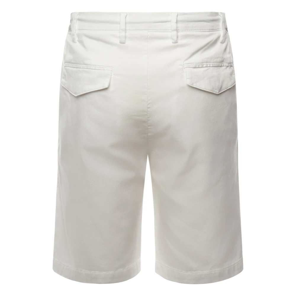 Eleventy Witte Trekkoord Bermuda Shorts White Heren