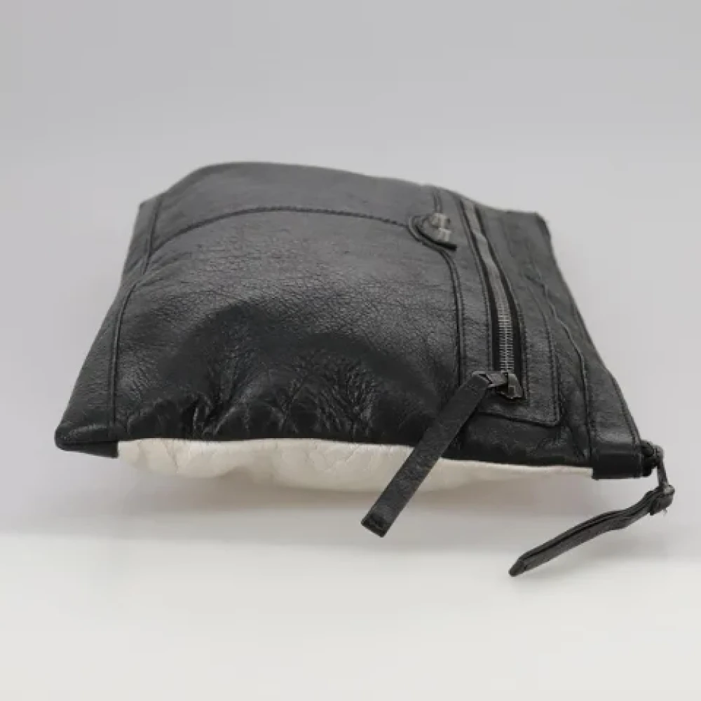 Balenciaga Vintage Pre-owned Leather clutches Black Dames
