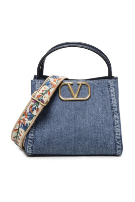 blue-floral-shoulder-bag-with-magnetic-closure