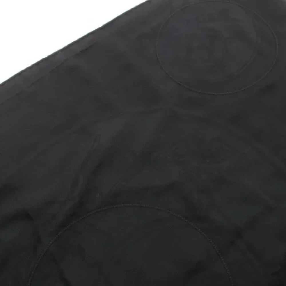 Hermès Vintage Pre-owned Silk scarves Black Dames