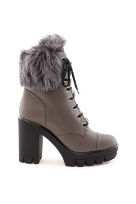 combat-boot-with-inner-fur