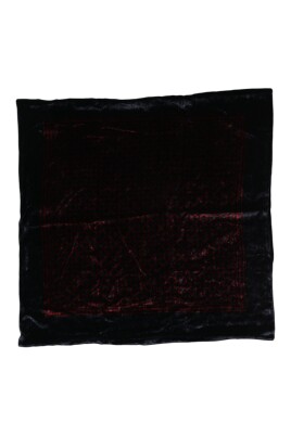 noir-rouge-carre-homme-foulard-echarpe