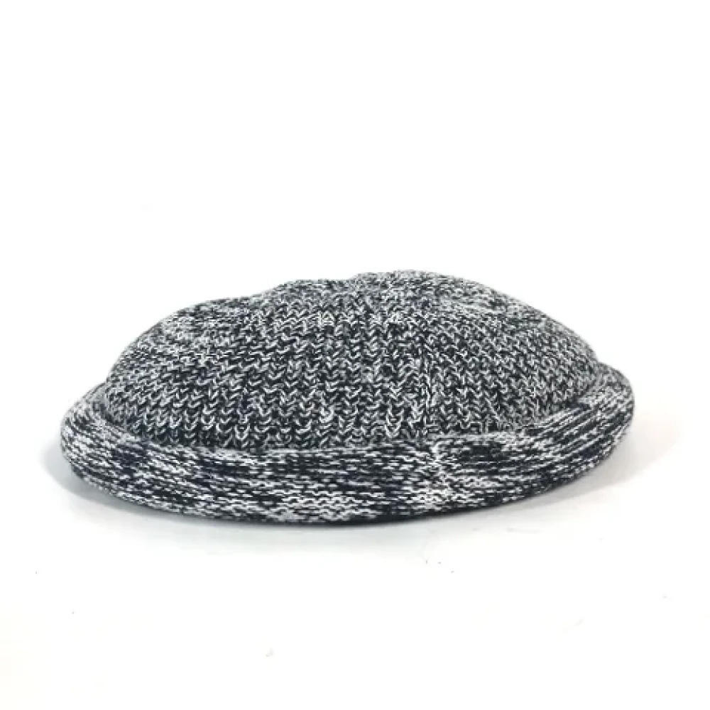 Louis Vuitton Vintage Pre-owned Cotton hats Gray Dames